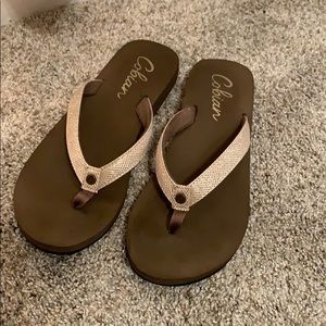 Brown Sandals/Flops